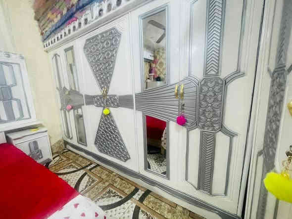 غرفه عراقي نضيف حديث لسعر 850 لعنوان زبير ***********
