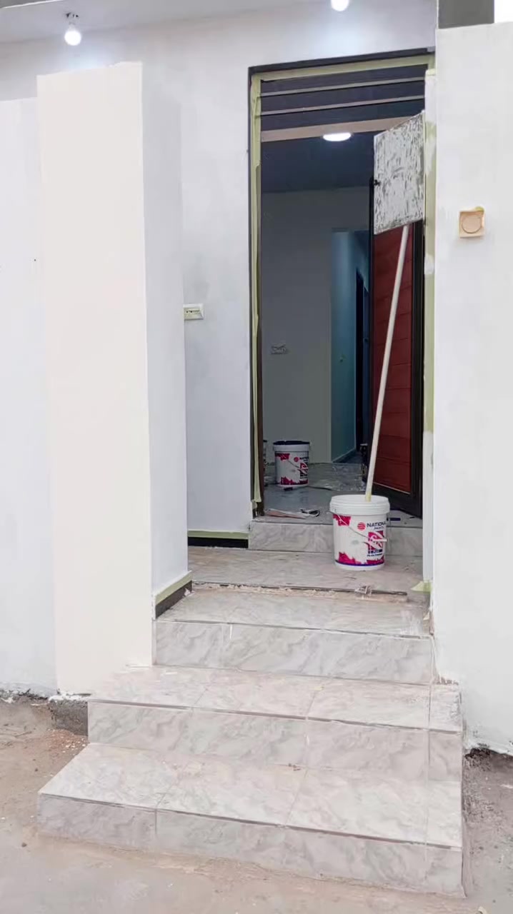 السلام عليكم
عمل صبغ ساده بدون تصليح وسنفره سعر المتر 500
واذا اكو تصليح وسنفره  حسب التصليح السعر 
وعمل كهربائيات سعر النقطه 2000 كامله 
وعمل فرش الصونده قبل الصب 
وعمل حفر صوندات كهربائيات كوسهره ودريل 
وعمل حفر صوندات المي ***********
