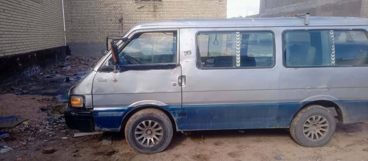 كيا باص اجره موديل ٩٥ بأسمي رقم كربلاء تحويل جديد( رقم دولي ) لغايه منتصف عام ٢٠٣٠م تنتهي السنويه  مكاني كربلاء الإسكان العسكري قرب الاساله السعر ٣٥$ وبيها مجال للتواصل هاتف *********** مصفره هيئه نقل وغرامات توا..
