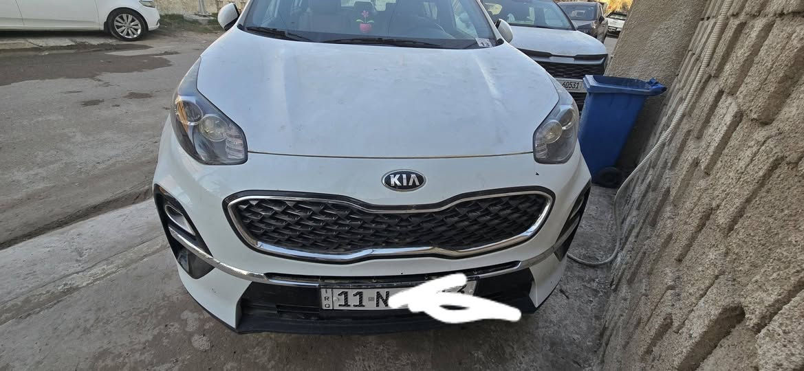 كيا سبورتاج ٢٠٢٠ خليجي
ضمان الدولية (انتهاء فترة الضمان)

مواصفات:

حساسات امامية خلفية 

شاشة لمس اصلية

كامرة خلفية اصلية

تحكم ستيرن

مري شفط

-------

ماشية ٤٣٨٥٠ كيلو

نظيفة مابيها اي صبغ او ضربة 

  تخم اطارات dunlop

الكشنات الاصلية مابيها اي ضرر

رقم بغداد خصوصي الجديد

السعر : $21500 وبيها مجال ان شاء الله

للاستفسار ***********
