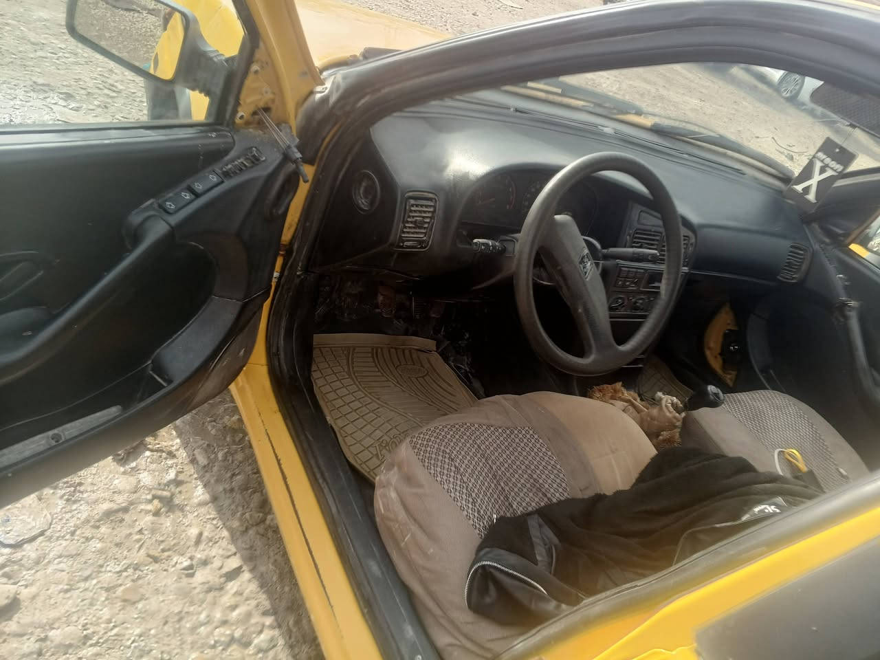 بيجو روا موديل 9 للبيع مكينه وكير يخبلن شواصي بلاد قليل خياس بيها رقم الاماني سنويه وراعي بيهاا هيئه مامسجله غرمات مادري شكد عليها ومالي علاقه بيهن ابيع كوم حديد الك تحويل يمي مكاني دوانيه عفك سعرها ب10 وبيها مجال للاتصال ‏‪***********‬‏ رجاء اخوي المو شراي لا يجي ويعامل تعبت من الوعود
