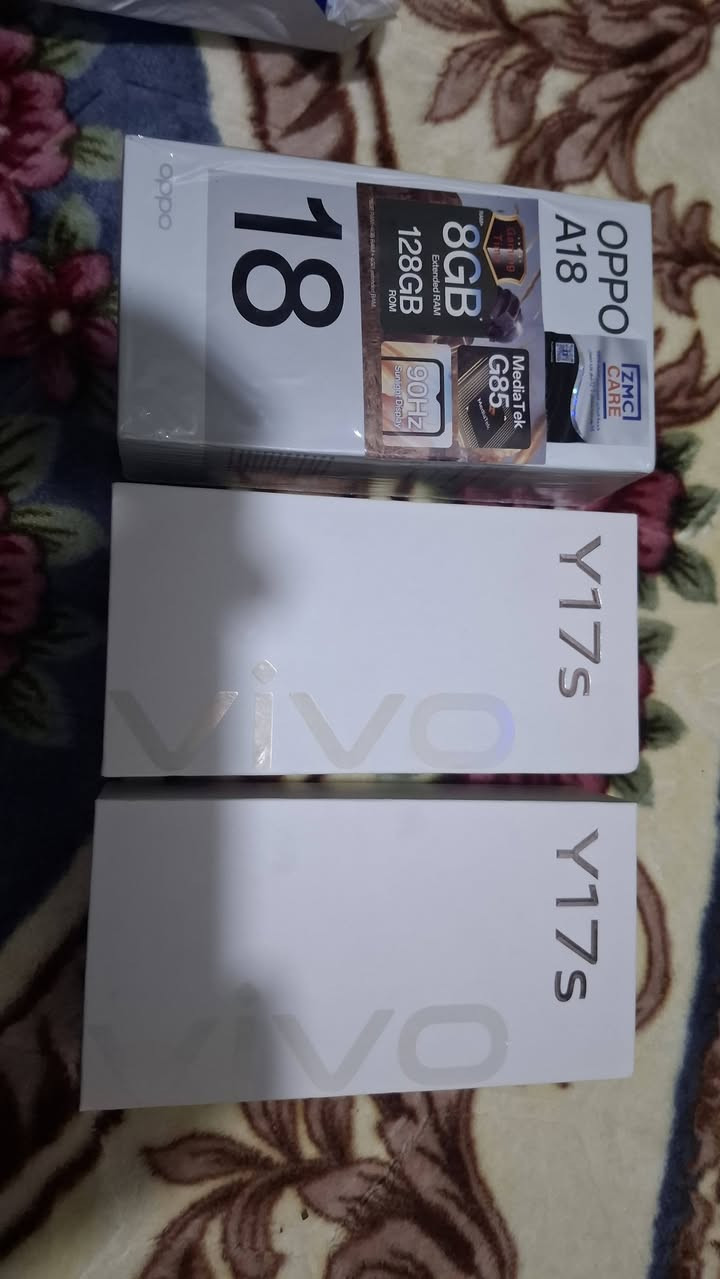 السلام عليكم موبايلات عدد ٣  فيفو و اوبو مستعملات قليل لا مصلحات ولا مفتوحات جدا السعر ٣٧٥ وبيهن مجال قليل للاستفسار الاتصال ***********
