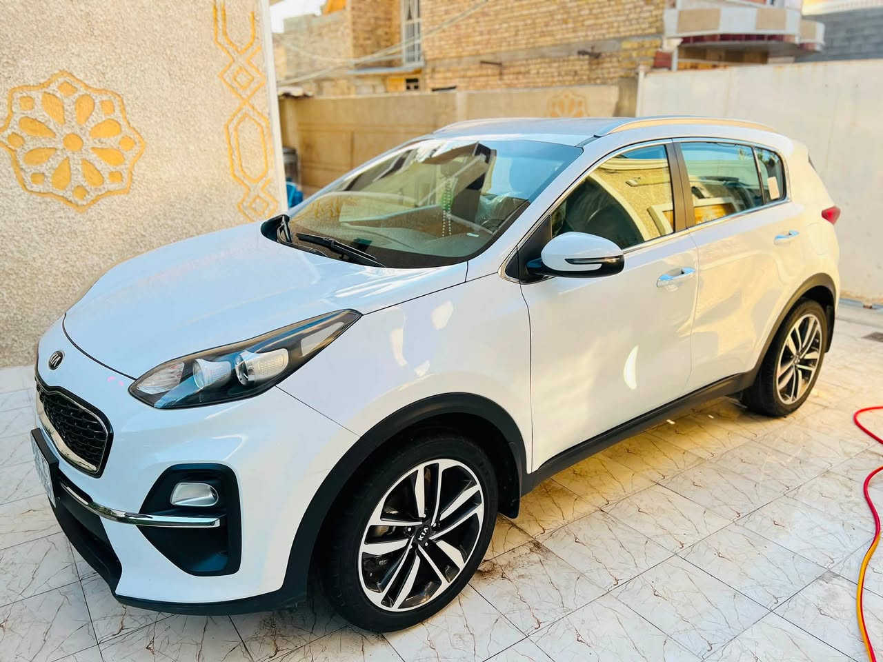 سبورتج ٢٠٢٠ خليجي شركه دوليه ماشيه ٨٠ رقم بغداد دولي سياره كفاله عامه من البارد والفتح والصبغ مواصفات عاديه السعر ١٨٩ وبيها مجال للشراي للاستفسار ***********
