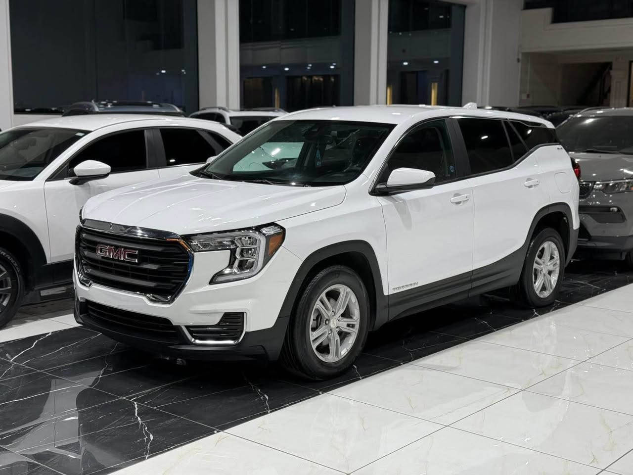 𝑮𝑴𝑪 𝑻𝑬𝑹𝑹𝑨𝑰𝑵  𝑺𝑳𝑬
موديل  2023
بصمة
تشغيل عن بعد
لايت ليد زينون
رادار امامي و خلفي و جانبي
بريك بصمة
تحديد مسار
تبريد قطعتين
 سيارة صندوق و جاملغ خلفي صبغ
بجم كبس دعاميات مابي صبغ 
مسافة34,000 𝑴𝒊𝒍𝒆𝒔
ايرباكات سليم %💯

رقم شاصي

3𝑮𝑲𝑨𝑳𝑴𝑬𝑮4𝑷𝑳139817

☎️ 
***********
***********

#GMC  TERRAIN أربيل, العراق
