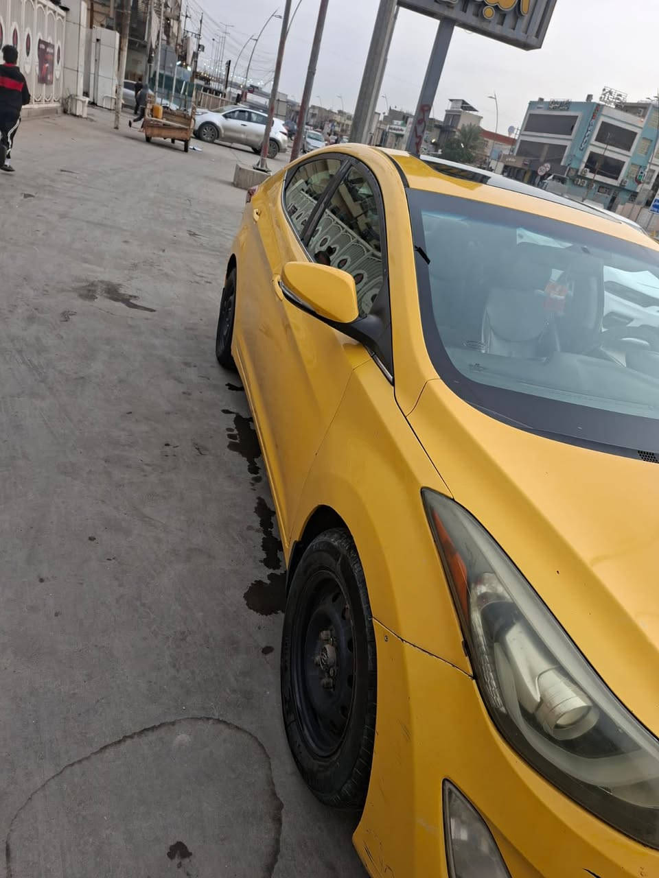 السلام عليكم
النترا موديل 2014 
فول مواصفات لمتد 
مكينه 2000 GDi 
كير Atm 
بصمه تشغيل بصمه ابواب كشن كهرباء كشنات جلد 
فتحه تحكمات ستيرن جهتين تحكم مري 
كروز مثبت سرعه بك لايت ليد سياره جاهزه كل نقص مابيهه 
تدفئته تبريد كهربائيات كلهه جاهزه 
رقم بغداد دولي بأسمي تحويل مباشر مصفره هيئه وغرامات 
مكاني بغداد قرب بسمايه السعر 94 بيهه مجال للشراي 
  
***********
