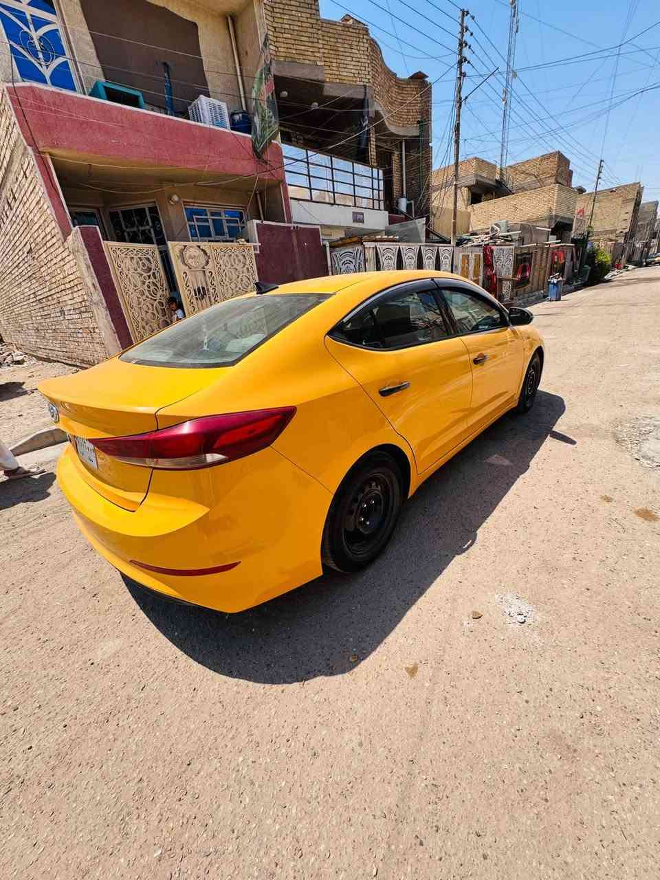 السلام عليكم انتره موديل 2017 صور الحادث بالمنشور محرك 2000 دوش محرك ايتي كأمره تخم تاير حساسات تحكمات ستيرن جيهتين تبريد شغال حداديه جديده مكاني بغداد رقم تلفون ***********
