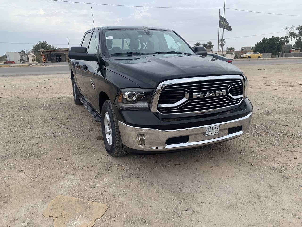 السلام عليكم ورحمة الله وبركاته للبيع رام كلاسك 2023بدون إرباك تبديل بنيد ودعاميه إماميه 
السعر 200$ 
بدون رقم 
للأستفسار 
***********
