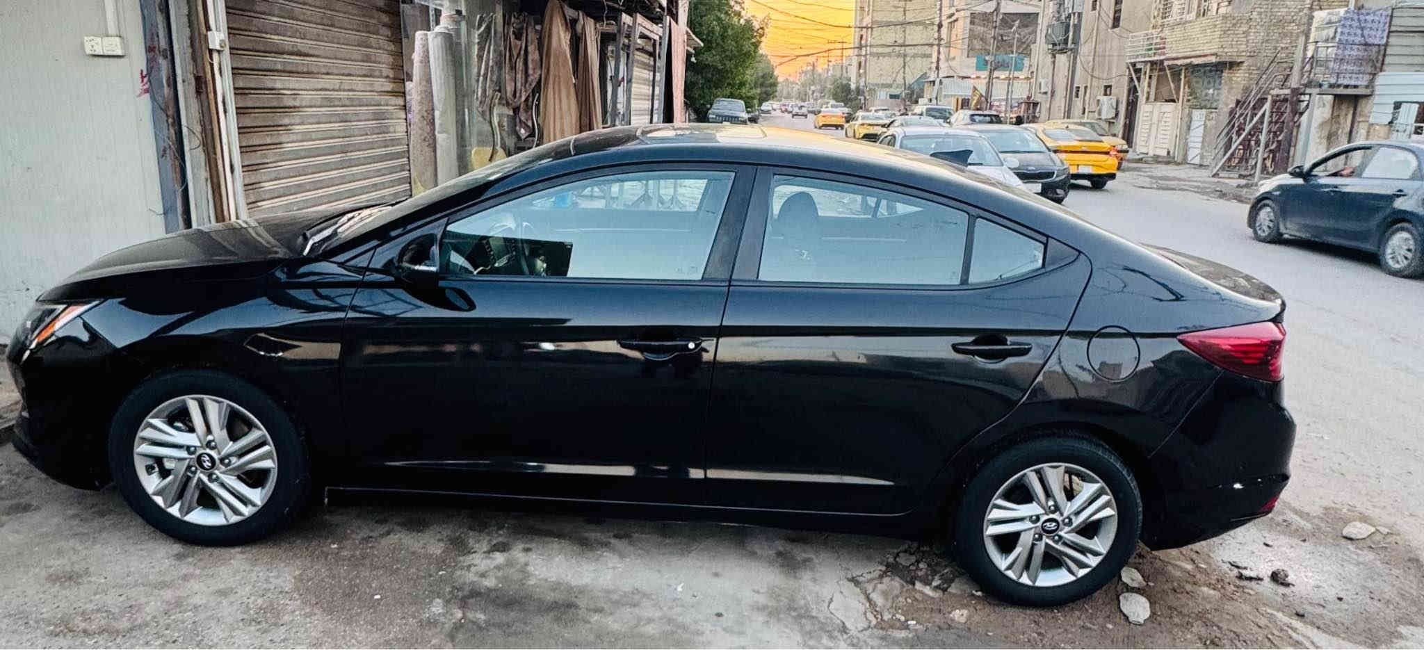 هيونداي النترا 2020 ماشي 57 كيلو وليس ميل موصفات محرك دوش فتحت سقف بصمه وترحيب صندوق ذكي يفتح عند الاقتراب كشنات تدفئه كامره خلفيه رادار امامي ونقط عمياء لايتات زنون السياره جديده جدا حادثها بسيط بدون شاصي بدون ايرباك بدون دواخل انصبغ الجملغ الخلفي والامامي والابواب مضروبه كلير علمود توحيد الون صور الحادث والسونار بالمنشور رقم سليمانيه تحويل مباشر مكانها بغداد زيونه السعر 139 ورقه الاتصال *********** بغداد
