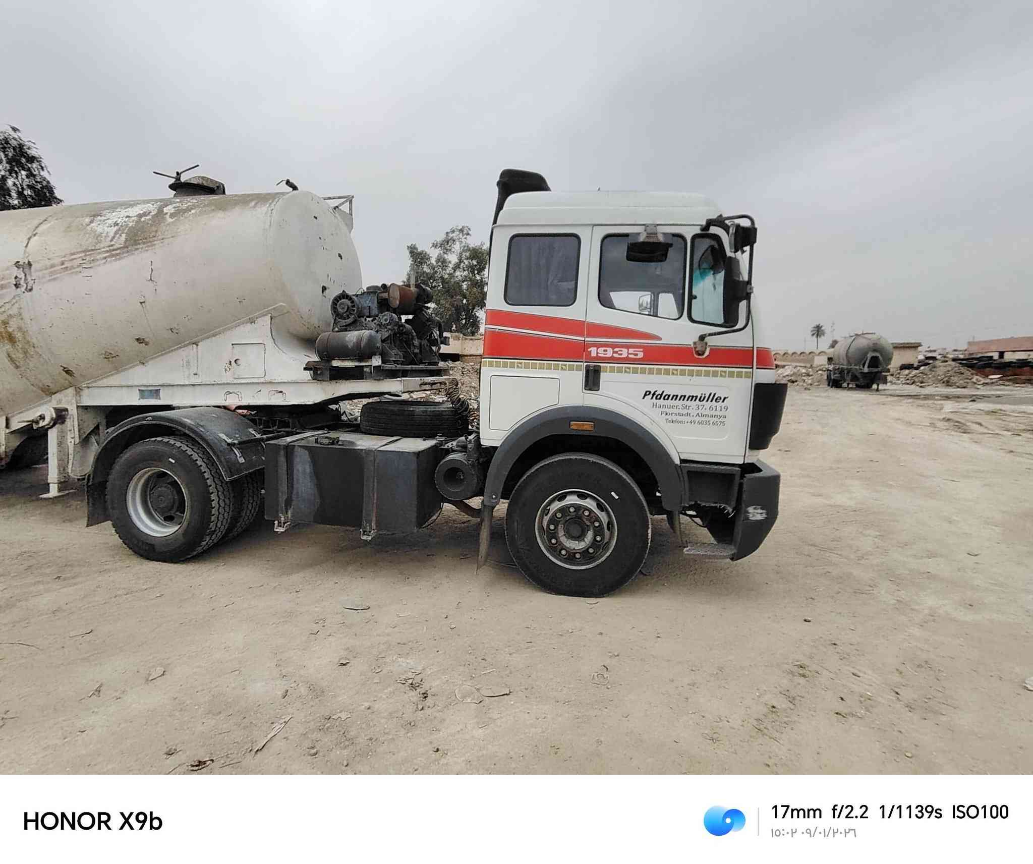 البيع موديل 87  مكينه 35 كير 160 راس وسايلو دخم تاير سايلو حموله 45 طن سعر 210  ***********
