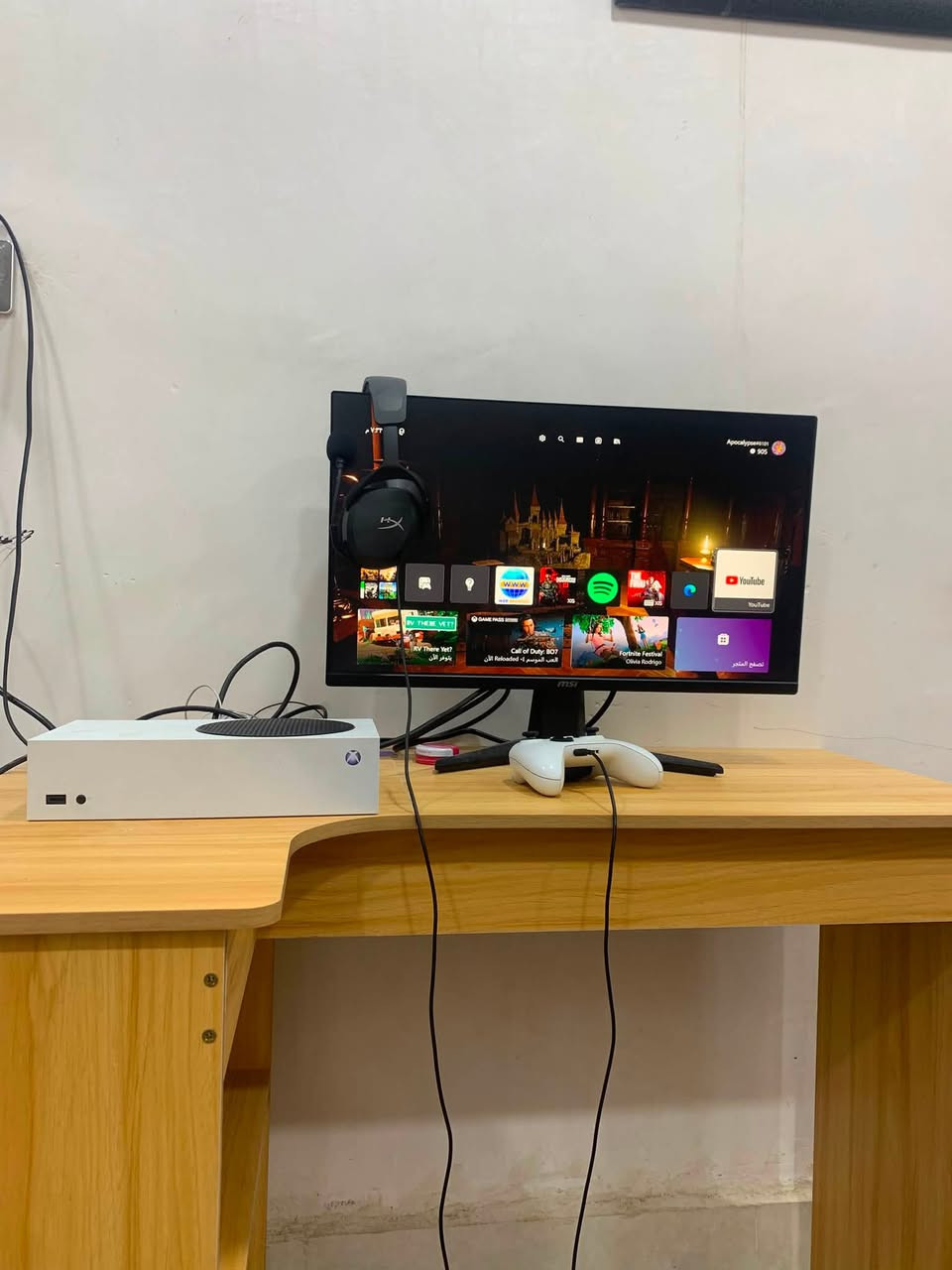 🎮 للبيع – Xbox Series S كامل مع الإضافات 🎮

📦 المحتويات:
• Xbox Series S إصدار 2023
• شاشة MSI 200Hz
• سماعة HyperX
• ميز (هدية)

✅ الحالة:
الجهاز والشاشة والسماعة بحالة ممتازة، نظيفة جداً، وجميع الكراتين الأصلية موجودة مع الملحقات.

🎁 الإضافات:
• اشتراك Game Pass Ultimate لمدة شهرين

🔄 أقبل المراوس بـ:
• iPhone 13 Pro Max
• iPad

💰 السعر: 550,000 دينار عراقي

📍 الموقع: بغداد

📱 للتواصل (واتساب):
***********
