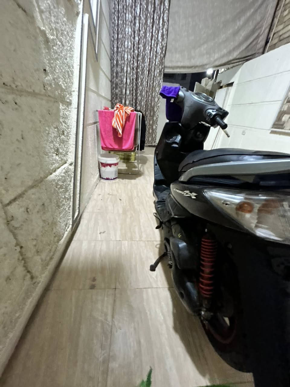 متاح سكنز فحل  فول نضافه وناعمه دراجه شلعه خير من الله ماصارلي سبوع من منزله من المعرض اوراقه موجوده هذه رقمي *********** مكاني بابل
