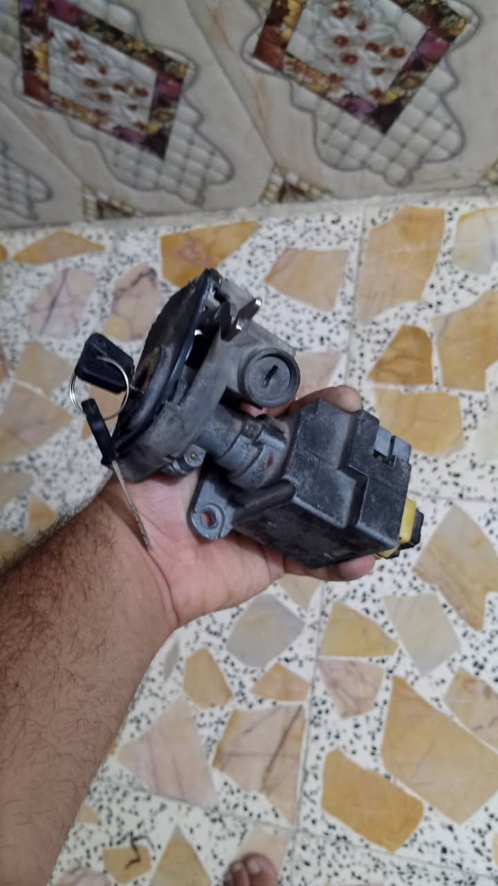 سلام عليكم كابريتر بلادي عل فحص  مال 120 البيع و جوزه مال بوليس مال 120 شغاله بيهه سويجن جوزه اصليه مكاني الشعب ***********
