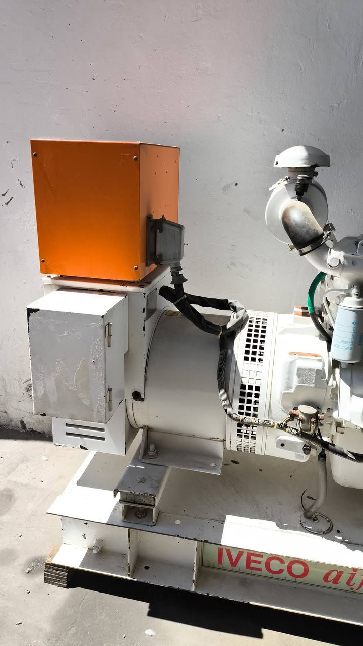 افيكو إيطالي 3 سلندر اخو الزيرو توليد 33KVA المولد ع وضع البلاد غير مشتغل بالعراق ما مفتوح بي برغي شرط الشغل وشرط الفحـص العنوان اربيل للأستفسار الإتصال ***********
