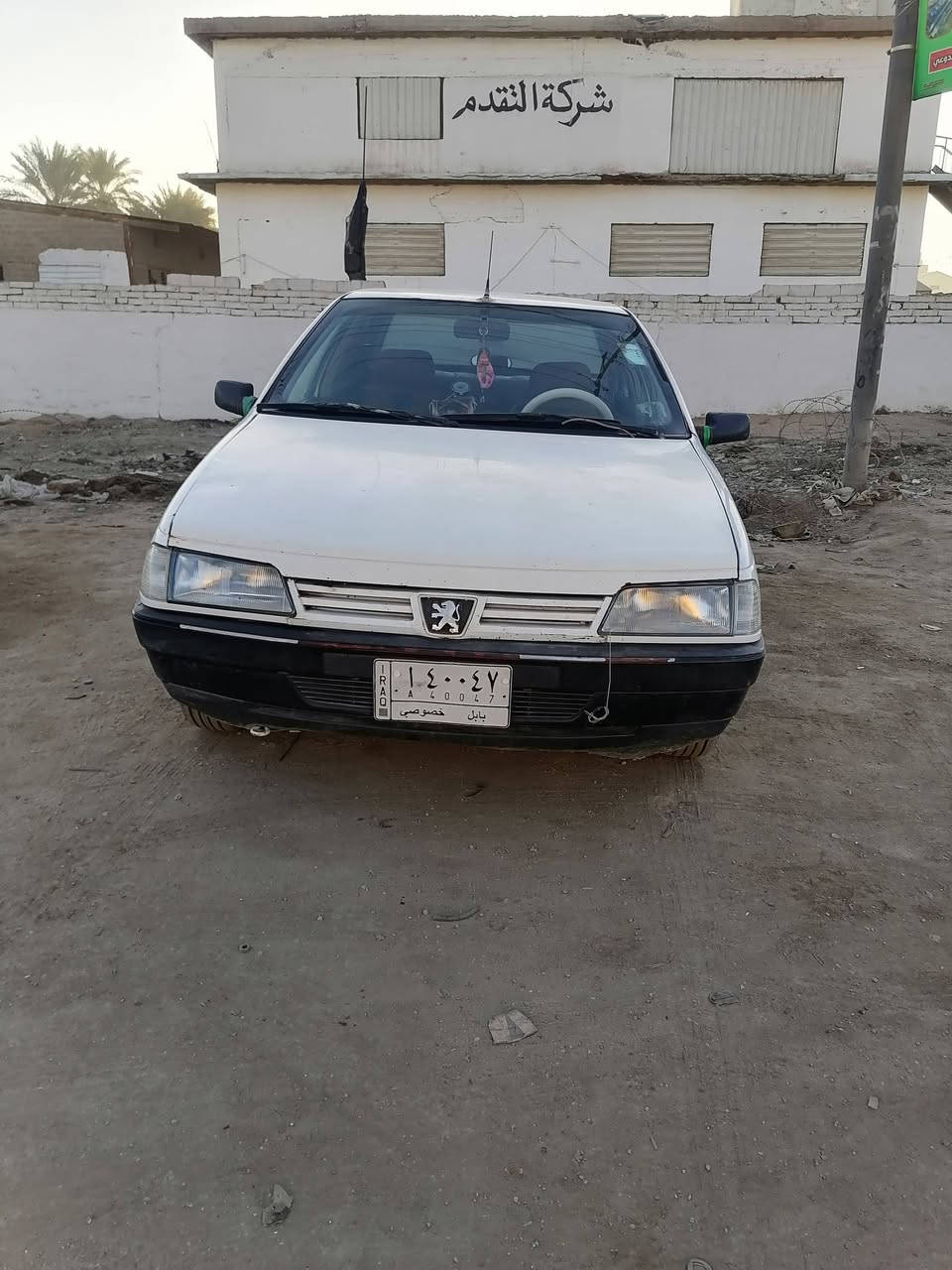 بيجو روئ ٢٠٠٩ بابل سنويه بسمي السياره كامله من كلشي رقم *********** السياره كهربايات شغاله كله السعر ٢٥ وبيه مجال
