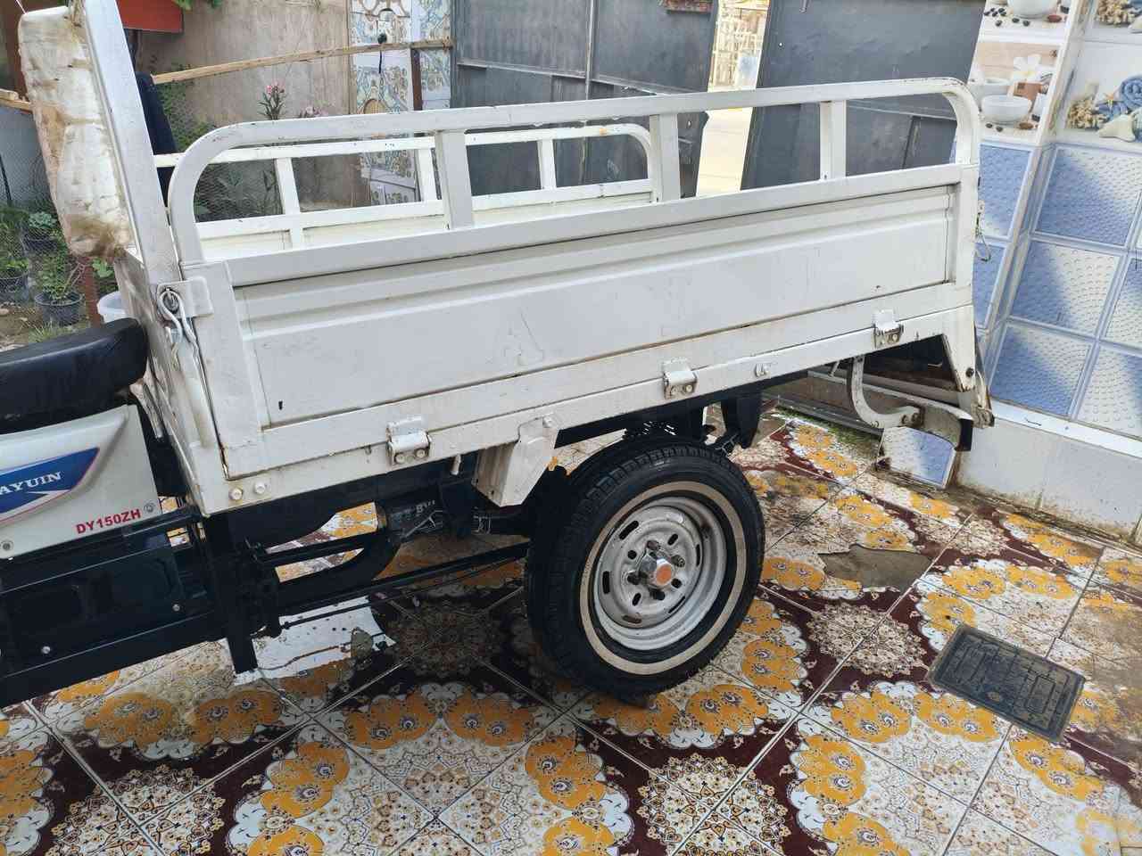 سلام عليكم 
سوته للبيع
موديل 16
جاهزه
مال شغل 
*********** ابو زناد
