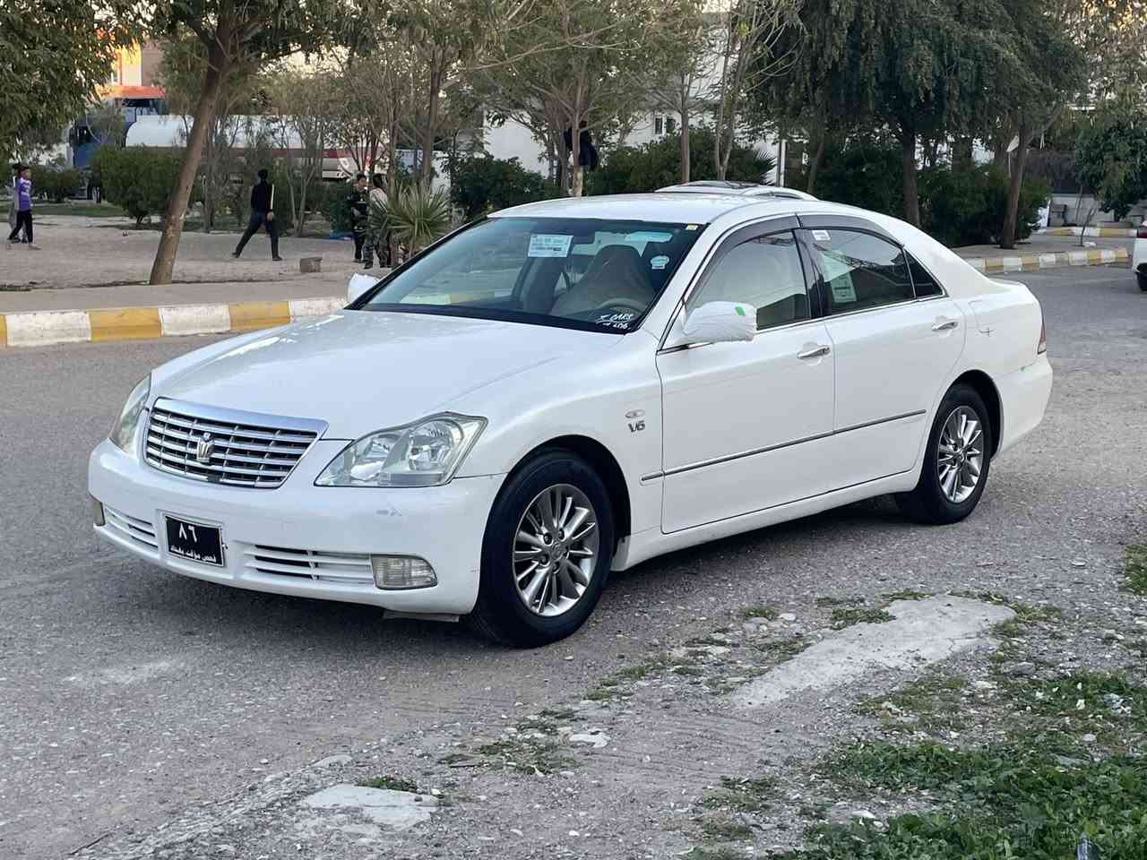 بەناوی خوا شاهینە ناو زەرد مووس 2005 کامیرە 182 بێ دوکەڵ چوار تایەو ویلی نەوتی لۆک پێنج بەسمە ڕۆنم تازە کۆڕیوە دوو پارجە بۆیاخ ئاوروپای هەیە بێ دەعموو لێداوی بەشەرت 10 سۆنەر کێڕو مەکینە بەشەرت 100 ڤیتەر برێکی بەسراوە تەبریت ساردو گەرم بەسراوە جرکەو 100 دۆلار ببڕە سعری 60 مەجاڵ کۆڕینۆش ئەکەم لێل سپۆرتا شوێن باوەنور /کەلار ***********
