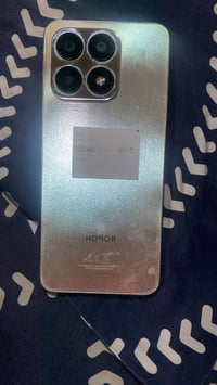 هونر 8 • ١٢٨ • شاشة سليمة