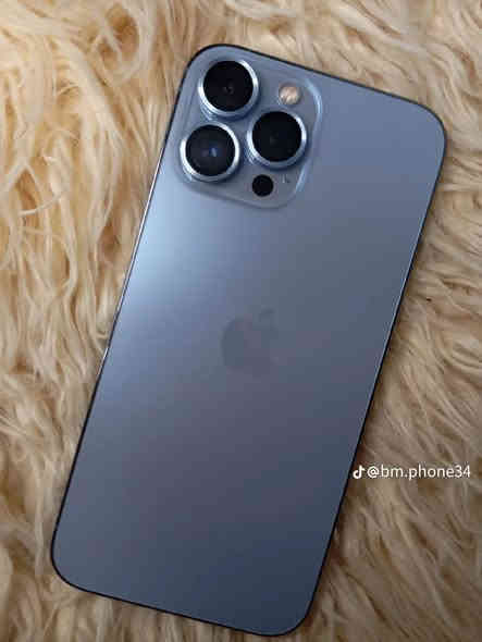 سلام عليكم. 
13برو ماكس 
شرق اوسط 
جهاز نضيف كلش زلغ مابي 
جهاز ممفتوح اي عطل مابي 
بطاريتة 83 اصل لامرفعة ولا معلاية ولا هاي سوالف. 
سعر 500.
رقم جهازي ***********
