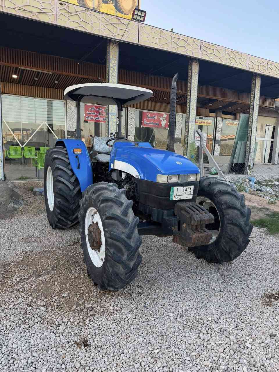 سلام عليكم
للبيع نيهولند موديل ١٢ رقم بابل حره تحويل ثاني يوم 

مكينه جديده تخم تاير شرط بس محركه مفتوح 

مكاني بابل 

***********
