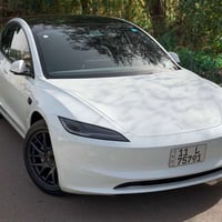 Tesla Model 3 Long Range ( 570 Km ) الموديل:- 2025 العداد:- 4.000Mile ...