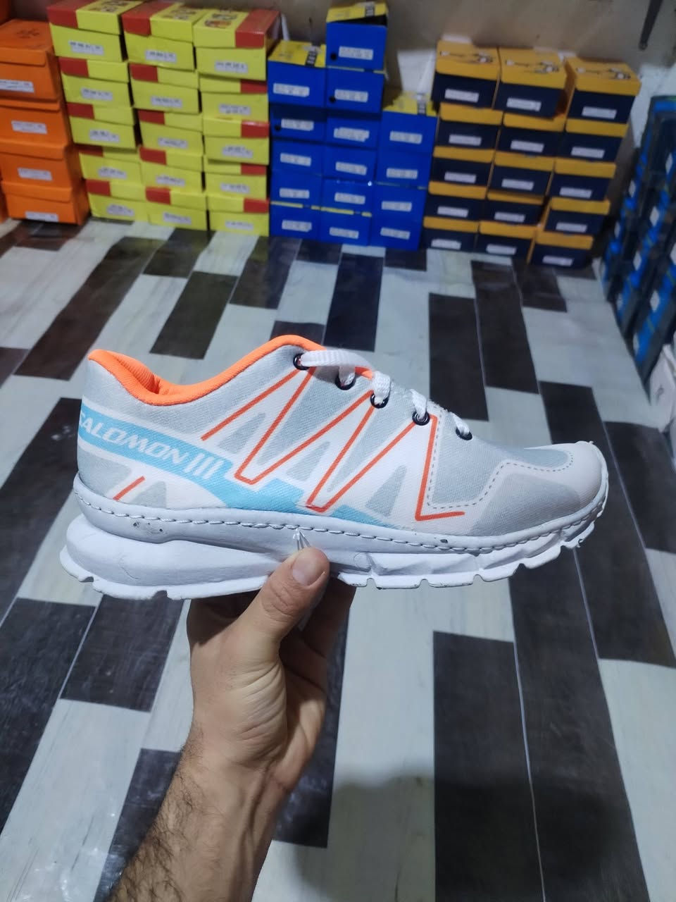 السلام عليكم تران رياضي خياط داخلي وخارجي قياسات 41_44
متوفر بيه اكثر من لون سعر القطعه 5الاف القطعتين9الف

موقع الرفاعي ناظم رقم 4 مجاور مكتب السومري للموبايل 

لتواصل ***********
