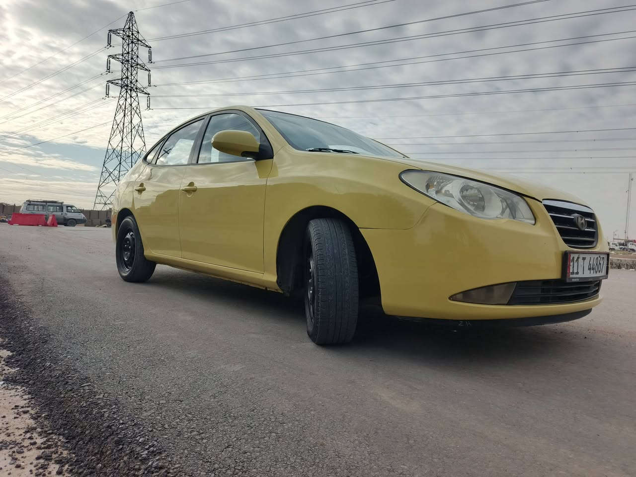 السلام عليكم الانترة مقدسة خليجي مديل 8
لون ليموني داخل عسلي مدومشمة
 فتحة شاشة تاب كامرة
 تخم تاير صدر امامي خلفي جديد
 مكينة وكير خير من الله
 العنوان الدورة بداية هور رجب  
السعر 96 بيهة مجال بسيط 
رقم الهاتف ***********
