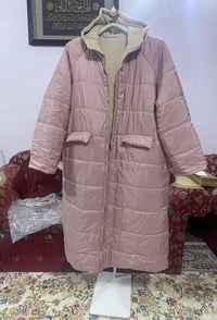 معطف / جاكيت نسائي شتوي أنيق نفخ لون فوشي وردي مقاس 4XL (حجم خاص) – فص...