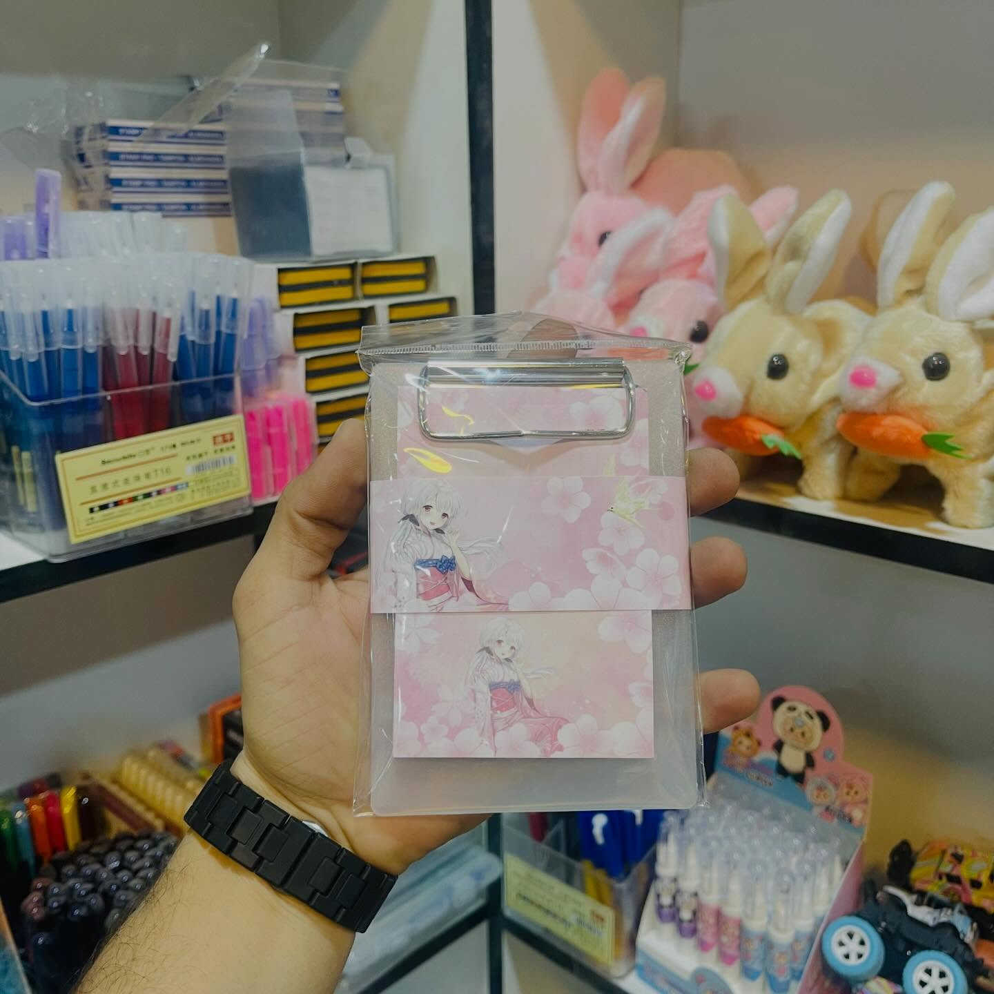 ورق ملاحظات لاصق 😎✔️
بسعر 1000 دينار
6 قطع ب5000 دينار
متوفر لدى مكتبة كلكامش الفرع 2
سوق ال4000 مقابيل حسينية المرتضى 📍
متوفر توصيل 🚚


**إذا كنت صاحب هذا الإعلان وتريد حذفه لأي سبب، رجاءا أرسل رسالة إلى الدعم الفني**