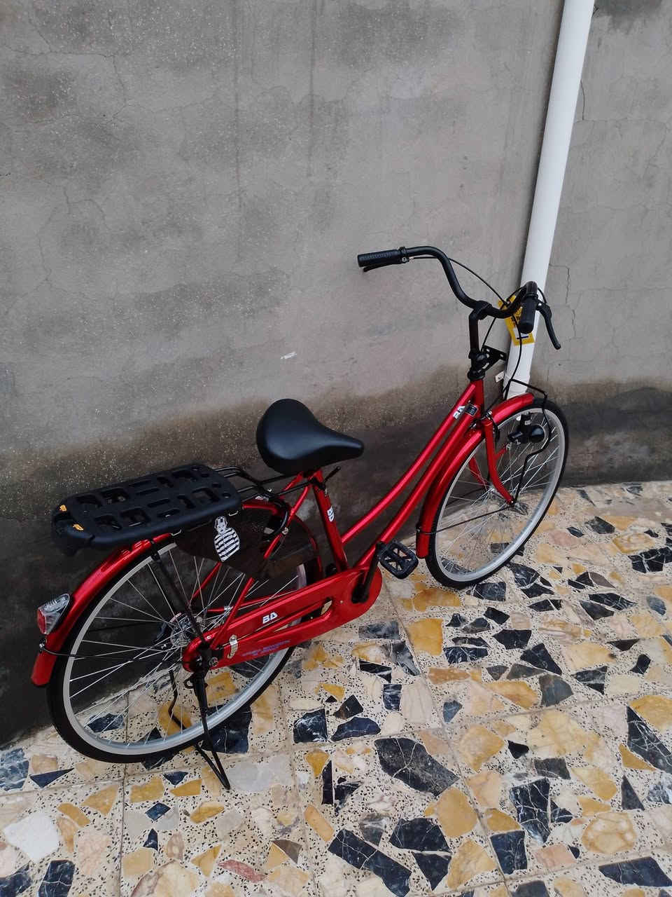 سلام عليكم 

بايسكل للبيع 
لون مميز 
نضافه فول 
عنوان مشخاب ناحيه القادسيه
سعر خاص


**إذا كنت صاحب هذا الإعلان وتريد حذفه لأي سبب، رجاءا أرسل رسالة إلى الدعم الفني**