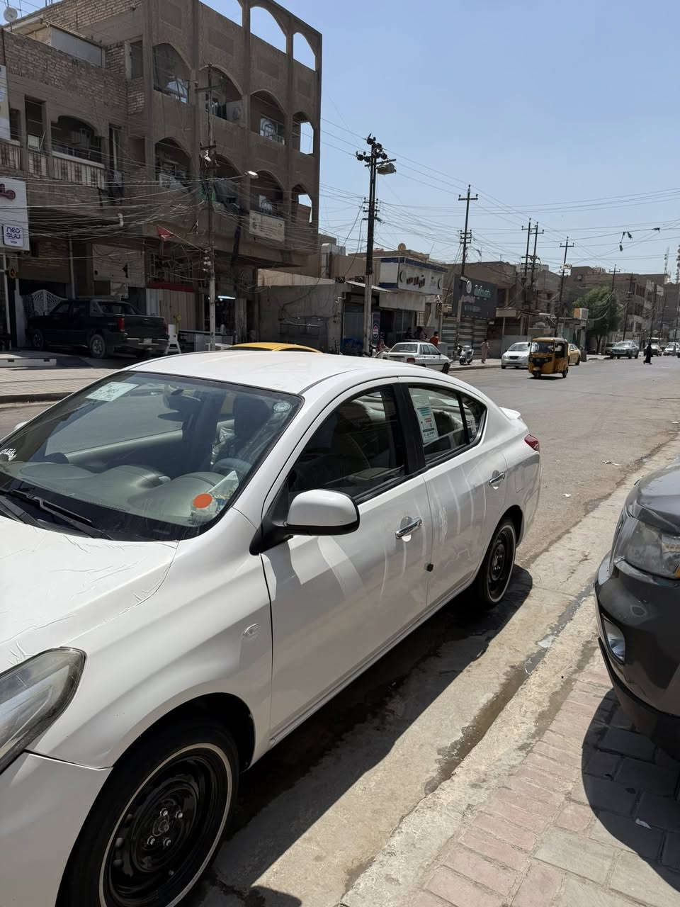 بسعر مناسب نيسان صني مديل 2020 رقم أربيل سنويه جديده وهزه جديده ومصفره من كل النواحي بسمي سياره جاهزه لأخر حبايه تخم تاير جديد صدر امامي خلفي كله جديد تبريد ثلج مكينه كير جدد سياره خير من الله السعر 90وبيه مجال مكان السياره الأمين الثانيه رقم الهاتف ***********
