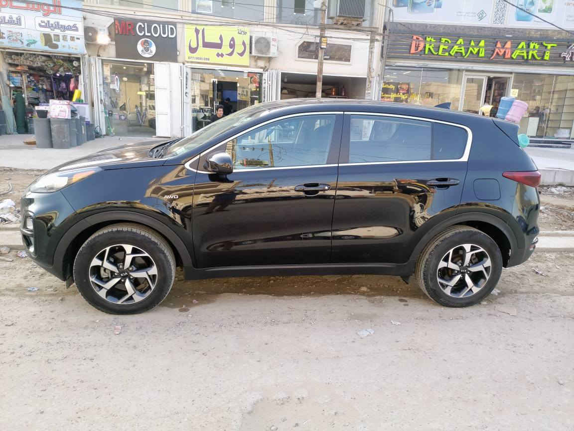 سبورتج كلين مجرد طخة بقبغ الجنطة ماشية بس ٢٩ اخت الزيرو يعني محرك ٢٤٠٠ المرغوب انظمة قيادة مانع انزلاق وفور ويل السعر ١٦٤ وبيها مجال بسيط ماكو كلين بهيج سعر مكان السيارة الدورة الميكانيك للتواصل ***********. بغداد, العراق
