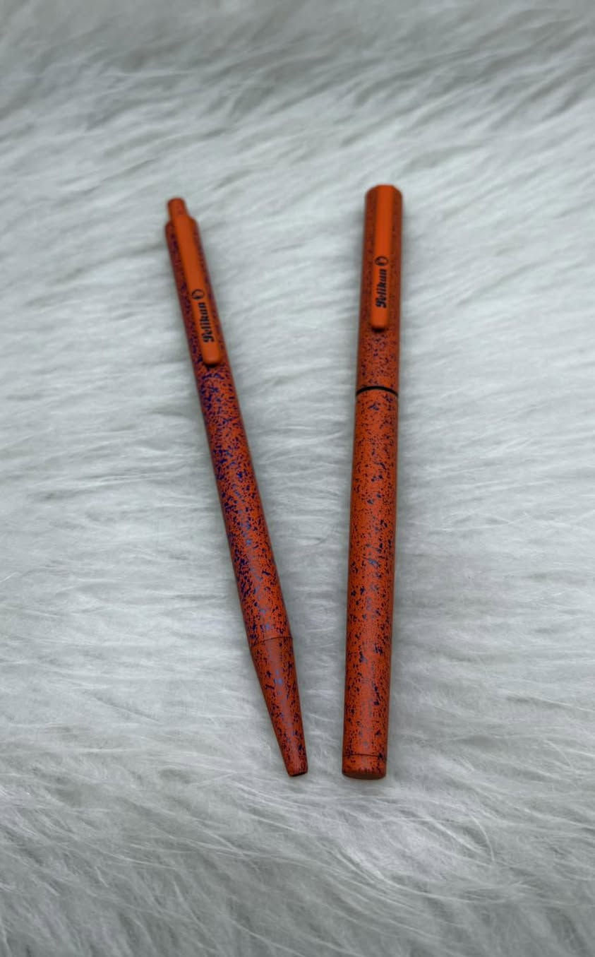 Pelikan
سيت بليكان 
حبر و جاف 
الماني المنشأ اصلي 
نقشة مميزة 
سلاية (ريشة) طلاء ذهب 
انتاج سنة الثمانينات 
حجم الخط M
مع العلبة الاصلية
جديد غير مستخدم
للاستفسار المراسله على الواتساب او الاتصال بالرقم  *********** 
يوجد خدمة توصيل داخل بغداد و محافظات
