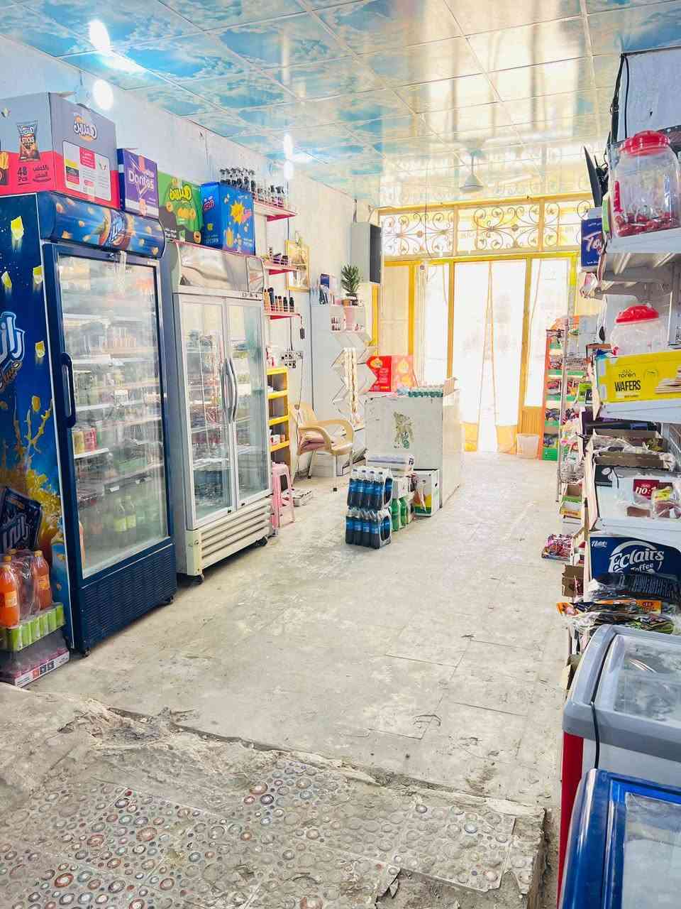 محل غذائيه اللبيع عارضات عموديه 6 وطرحيه 3 منضومه كاميرات مكان مدينة الصدر شارع المضخه ستفسار عل الرقم ***********
