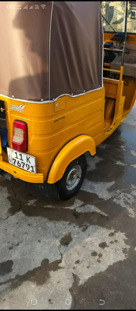 ١٩ البيع سعر ٦٧٠٠ المكان مدينه الصدر استفسار تصل ***********
