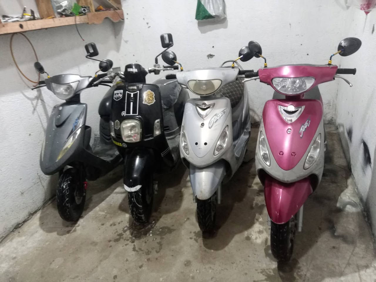 دراجات ماكسات منغولي زائد ماكس عدله زاد ماكس بوليس بوشه 50 بلاد نظافه 90% كامل  مواصفات كل نقص ما بيهن مكاني ناصريه الشهداء ***********
