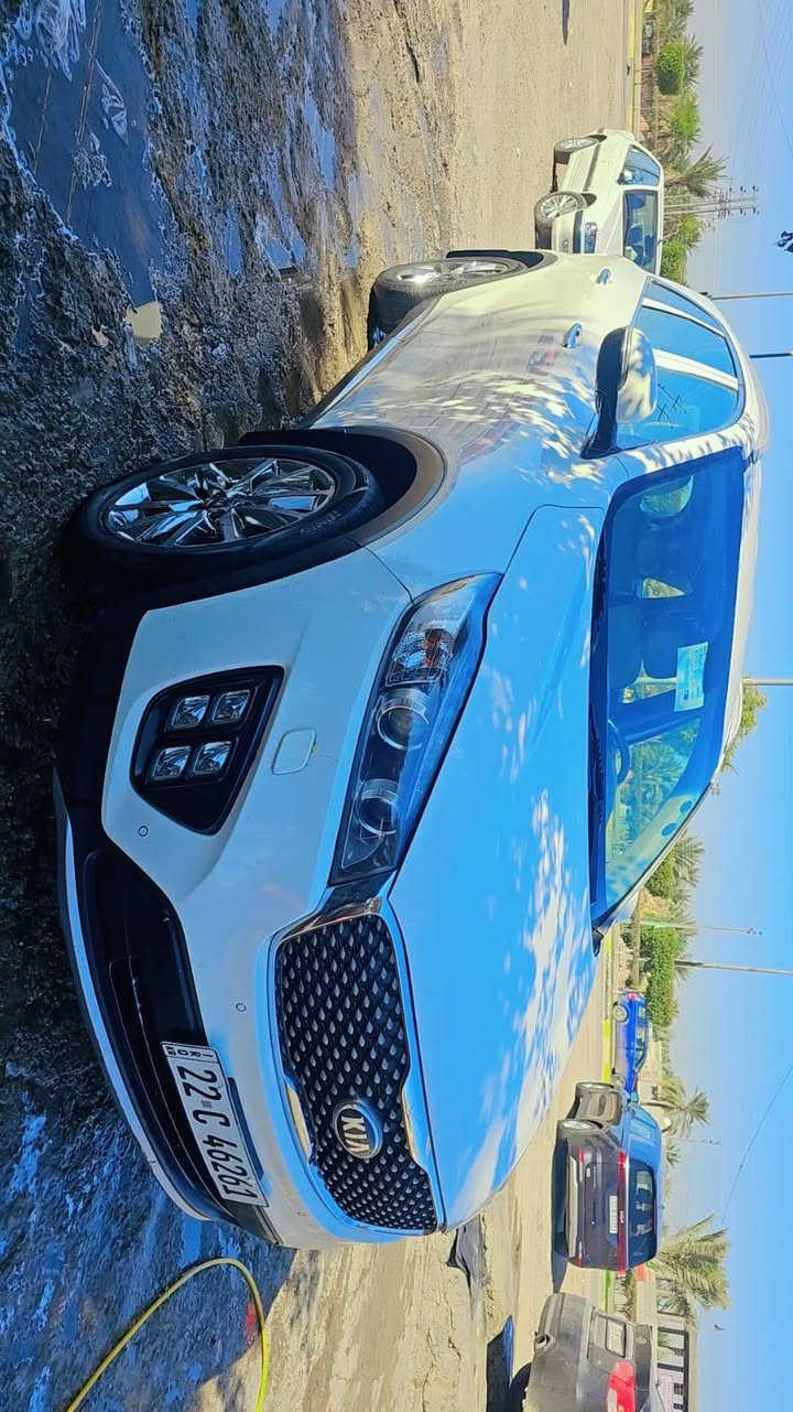 للبيع سورنتو 18 خليجي
رقم اربيل 
مكينة 6 
سيارة جديدة 
السعر 235 بيها مجال 
مكان سيارة كربلاء 
***********
