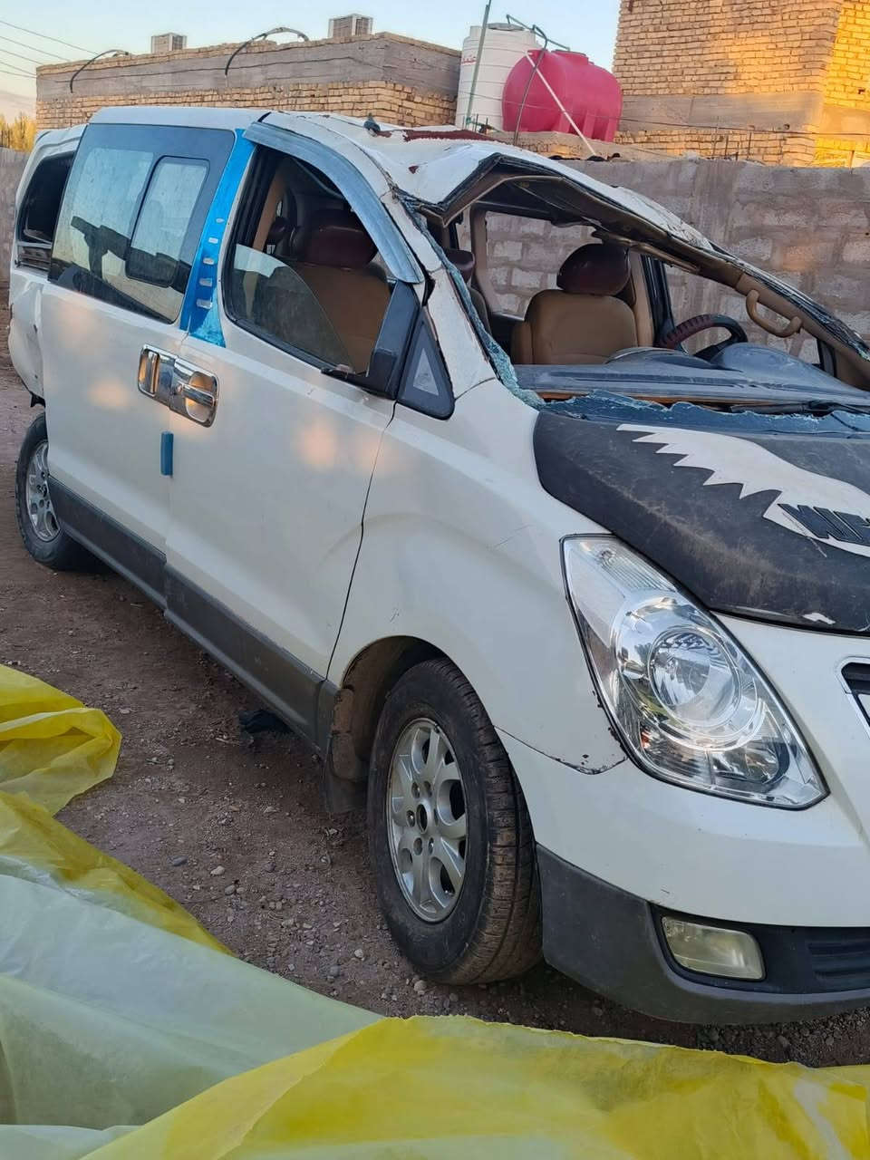 السلام عليكم..
ستاركس 2012  مضروبة محور مسكر 
مكينة 12ام القبق الاسود 
مكينه +كير مكفولات 
رقم بصرة دولي
السعر 93
ناصرية شطرة 
***********
***********
