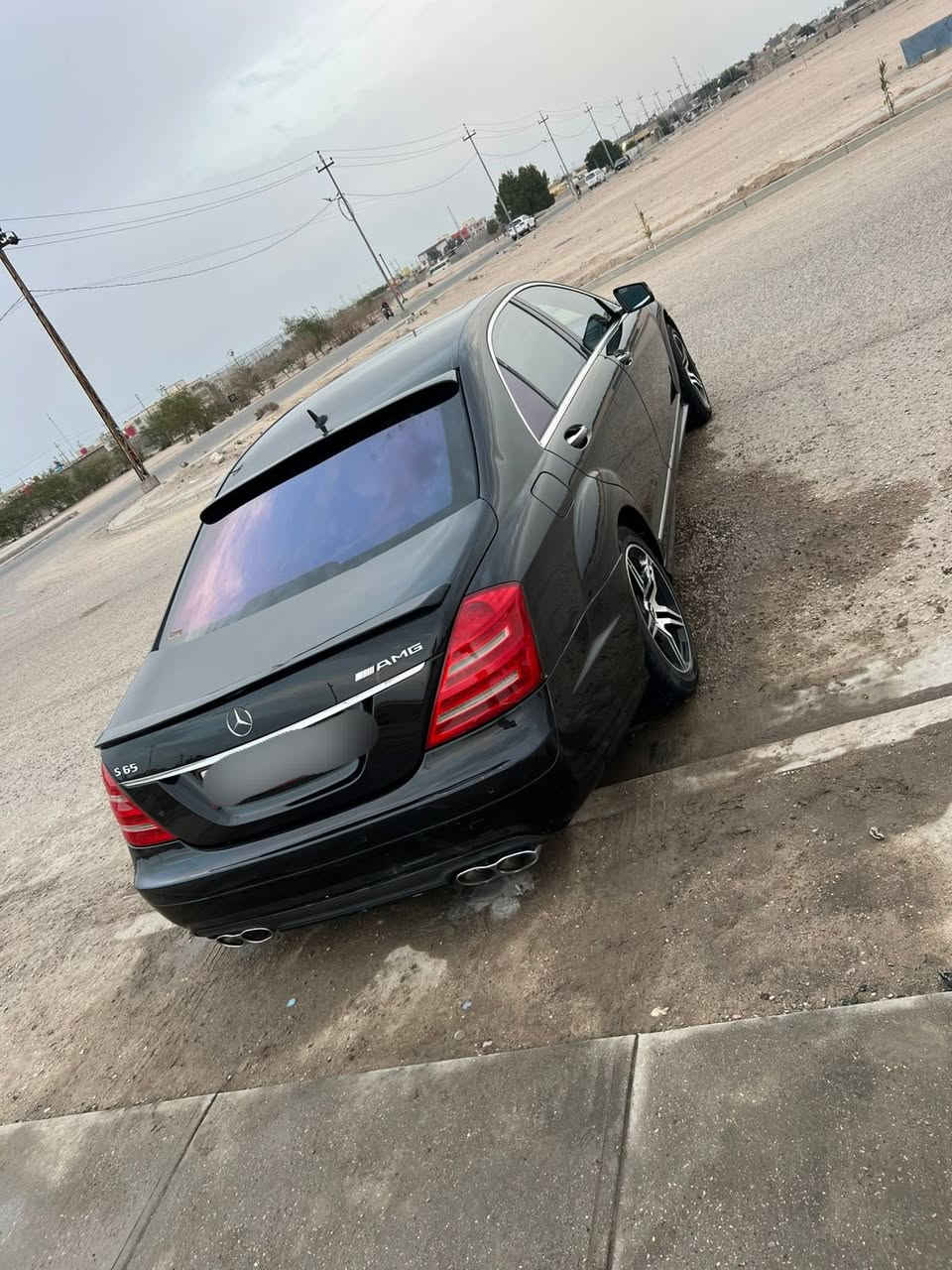 السلام عليكم
مارسيدس S550 2007 
وارد ياباني
 سياره جديده كلش (ادوات بدون رقم)
باب طويل بوب شفط وباقي الموصفات معروفه 
مكينه كير حداده طخم تاير سياره جاهزه 
مكان بصره
 السعر 85
 للاتصال والاستفسار ***********
