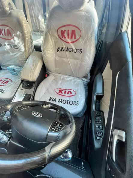 سلام عليكم كادنزا  2013 خليجي فول مواصفات vip بنراما تحكم ستيرن اربع جهات بصمه بصمه ابواب كشنات كهربائي خزن ميموري كشنات جلد رادار جانبي مرايت شفط تبريد قطعتين وبيها بعد مواصفات السياره بيها قبغ الجنطه مبدل نفس الون بدون صبغ اثر طخه كلش خفيفه وبيها مكانين بارد ومبين السعر 150 وبيها مجال بسيط للستفسار الاتصال ***********مكاني صليخ الستميه
