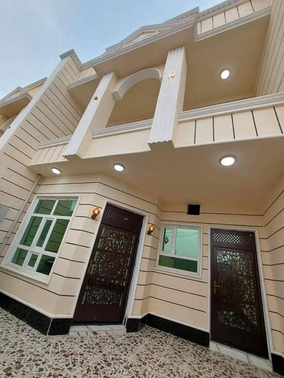 قدم لكم احدث ديكورات وارقي التصاميم احدث ديكورات جبس بورد 🏠👌
‏👈 ديكورات الجبسوم بورد 

 ‏👈 أسقف فلات جبسوم بورد

 ‏👈 قواطع جبسيه ( جدران )

 ‏👈 ديكورات شاشات 

👈 وغيرها من الديكورات

"اسعار مميزة للمساحات الكبيرة

وأعمالنا متطابقه للصور ..✅

للتواصل والاستفسار فون واتس 

***********

#الجميع
