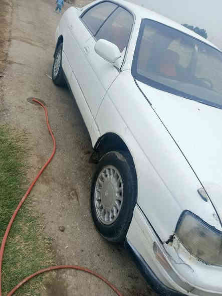 السلام عليكم سياره بطه لون أبيض موديل 92 مكفوله من الگص ونقل چثه وگير ومحرك وحداديه تخم تاير سياره جاهزه أطلع تراي وين مايعجبك السعر 43 وبيها مجال الشراي يتصل ***********
