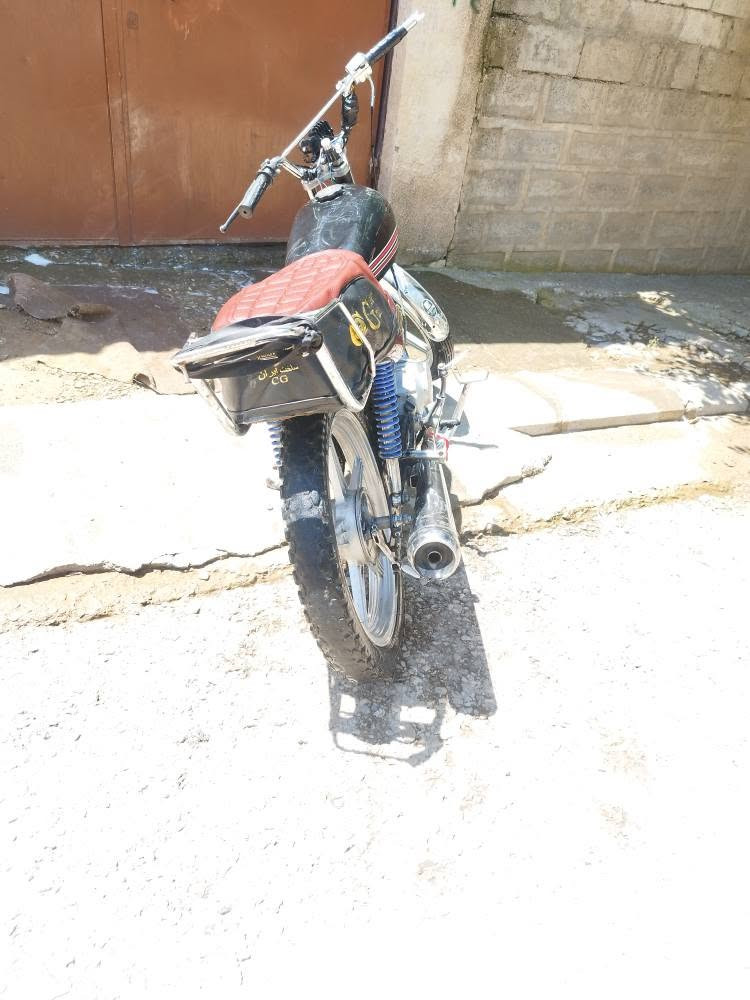 ماتۆڕێکی 125بێعەیب بەشەرتی  بێعەیبی بەس گێچو گڵۆپی پێوە نیە نرخی ٢٥٠هەزار السليمانية, العراق


**إذا كنت صاحب هذا الإعلان وتريد حذفه لأي سبب، رجاءا أرسل رسالة إلى الدعم الفني**