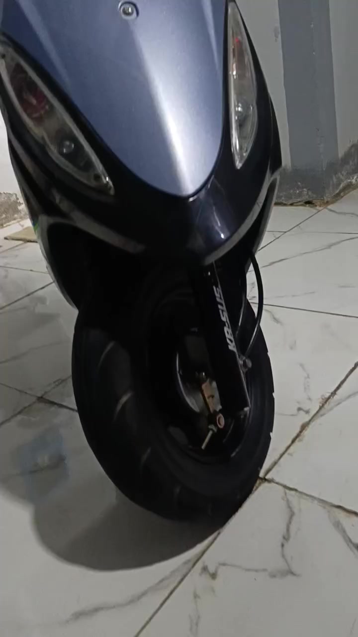 سلام عليكم دراجه كامكو جي فور للبيع دراجه مكفوله من كهربائيات ومكينه مامفتوحه كفراته مختمه بلادي كله علا ألبلاد/مكان نجف حي الأنصار سعر 650 وبيها مجال قليل كلش


**إذا كنت صاحب هذا الإعلان وتريد حذفه لأي سبب، رجاءا أرسل رسالة إلى الدعم الفني**