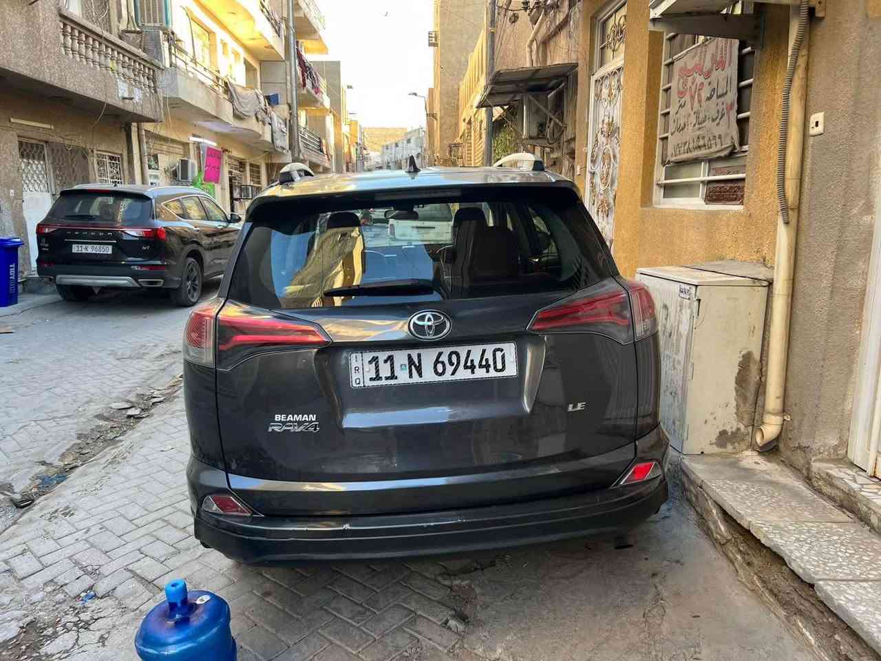 السلام عليكم راف فور وارد جاملغ وبل عراق الباب من جوه شخط فقط وصلحت سياره جديده بمعنى الكلمة الاتصال على صاحب السيارة 
*********** بغداد, العراق
