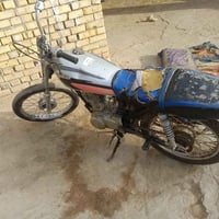 موتوسيكل • ٢٠٠ سي سي • ابيه