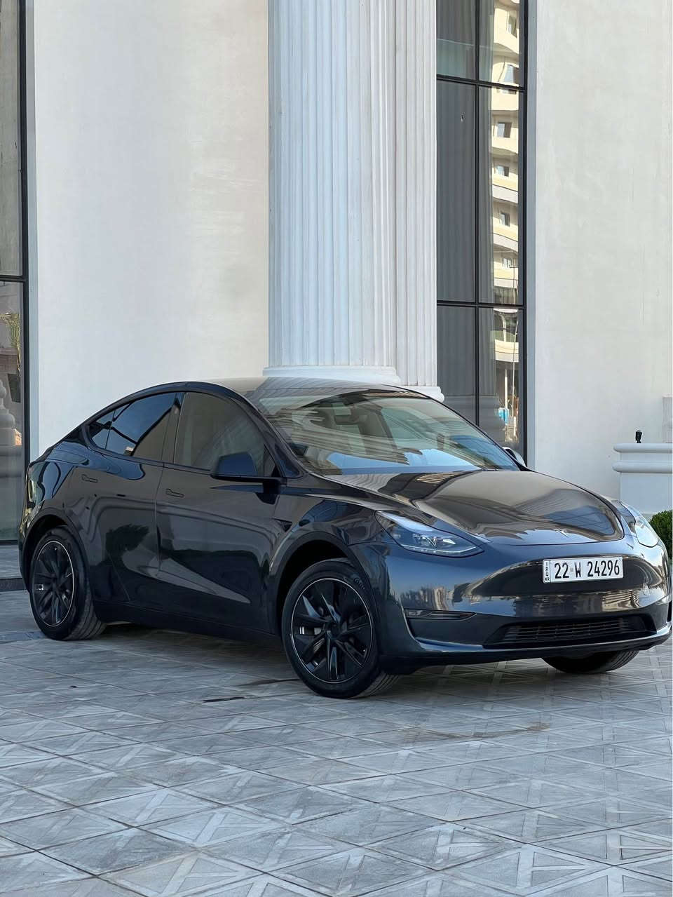 Tesla model Y 2024 
٣ قطعە صبغ 
***********
***********
* موديل 2024
* سنكل موتور (دفع خلفي RWD)
* كهربائية 100%
* أوتوبايلت (Autopilot)
* شاشة 15.4 إنج
* سقف بانوراما زجاج
* كاميرات محيطية للمساعدة بالوقوف
* شحن سريع (Fast Charging)
* تدفئة للمقاعد الأمامية والخلفية أربيل, العراق
