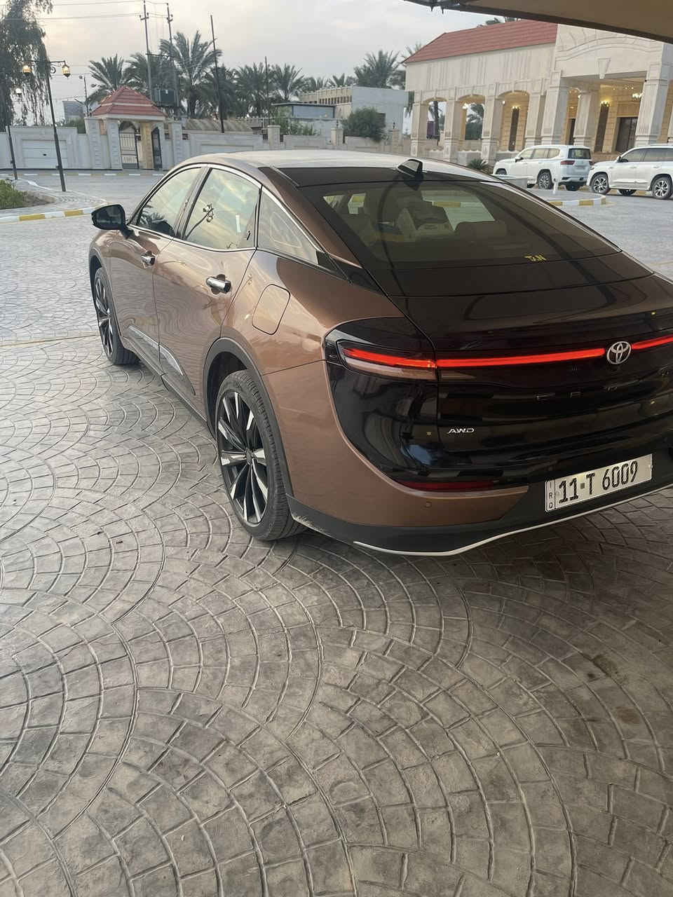 سلام عليكم .....اخوان عندي كراون ماجستا موديل2025 خليجية وكالة عبد اللطيف ... السياره توكلر ماشيه 33الف فقط رقم بغداد بأسمي وتحويل مباشر .. مكفوله من الضرر والصبغ فقط رصعه صغيره بارد ..... اخوان السياره جديده جدا جدا والصور تحكم وسعرها 42$مع رقم مميز بدون رقم 36$ واي استفسار هذا رقمي *********** وتس اب موجود 
مواصفاته 
محرك 2400 تيربو 
بانوراما
فور ويل  
ابواب شفط 
داتا شو 
اربع كامرات 
برده كهرباء 
صندوق كهرباء 
كشنات جلد وكهرباء 
سستم صوت 
ويل كب حجم 21
لايت عدسات 
شاشه كبيره
