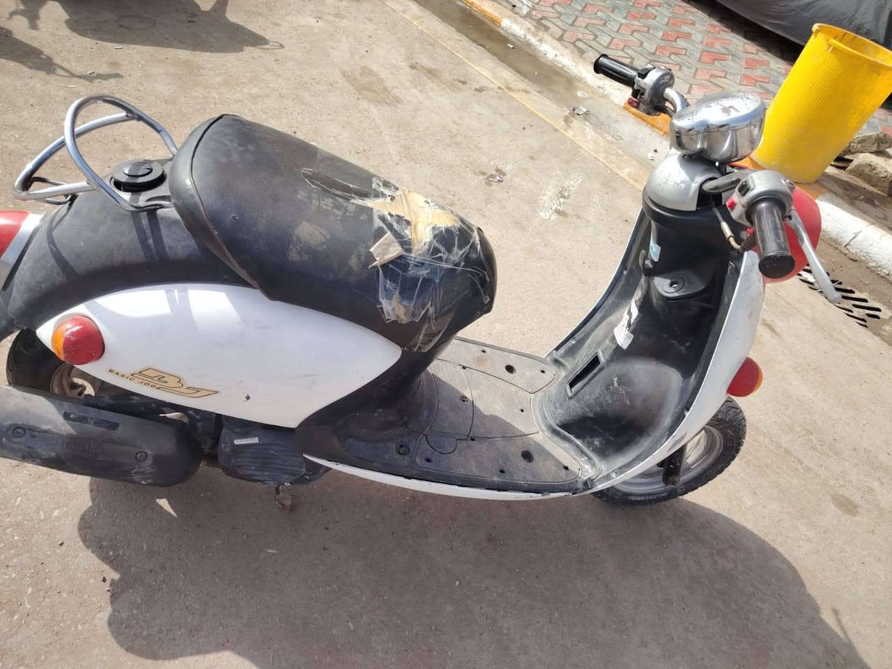 دراجه لبيع كوم حديد ابيع تشتغل وطفي لوحدهه صاحب دراجه
مصطفى الفرطوسي  رقم مبايله***********
