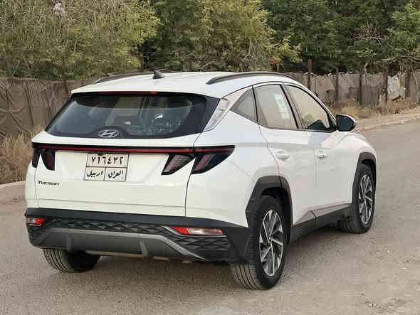 خليجي فول عدا الفتحة 
موديل 22
رادار امامي خلفي جانبي 
مكينة مكفولة 
كير مكفول ماشية 41 
بردات بلادي 
كشنات كهرباء 
بصمة ابواب 
كفالة عامة 
فقط طخه بالدوسه 
سعر 207 وبيها مجال بسيط 
مكاني بغداد اليرموك 
***********
