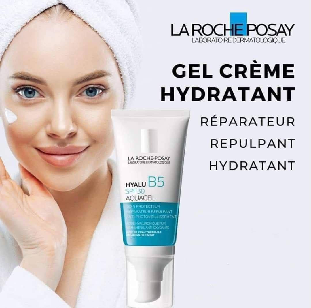 مرطب جل من لاروش بوزيه 🇫🇷💯منعش للبشرة يوفر ترطيبًا مكثفًا وحماية واسعة النطاق من أشعة الشمس .

✅ الفوائد الرئيسية :
✔️يحتوي على حمض الهيالورونيك النقي: يوفر ترطيبًا فوريًا وطويل الأمد، ويملأ البشرة بفعالية، مما يساعد على تقليل ظهور الخطوط الدقيقة والتجاعيد.
✔️فيتامين B5 (البانثينول): يساهم في إصلاح حاجز البشرة وتقويته وتهدئته.
✔️عامل حماية من الشمس SPF30: يوفر حماية واسعة الطيف من الأشعة فوق البنفسجية 
✔️مضادات الأكسدة: تعمل على حماية البشرة من العوامل الخارجية الضارة. 
✔️قوام الجل المائي: خفيف الوزن، غير دهني، وسريع الامتصاص، ويترك لمسة نهائية غير مرئية على جميع ألوان البشرة.
✔️مناسب كأساس للمكياج: يمكن استخدامه كأساس ممتاز قبل وضع المكياج.

#الاصلي المنشأ فرنسا 🇫🇷💯
سعر الدرزن 77 الف 
يوجد لدينا توصيل الجميع محافظات العراق✔️

للتواصل واتساب ***********
